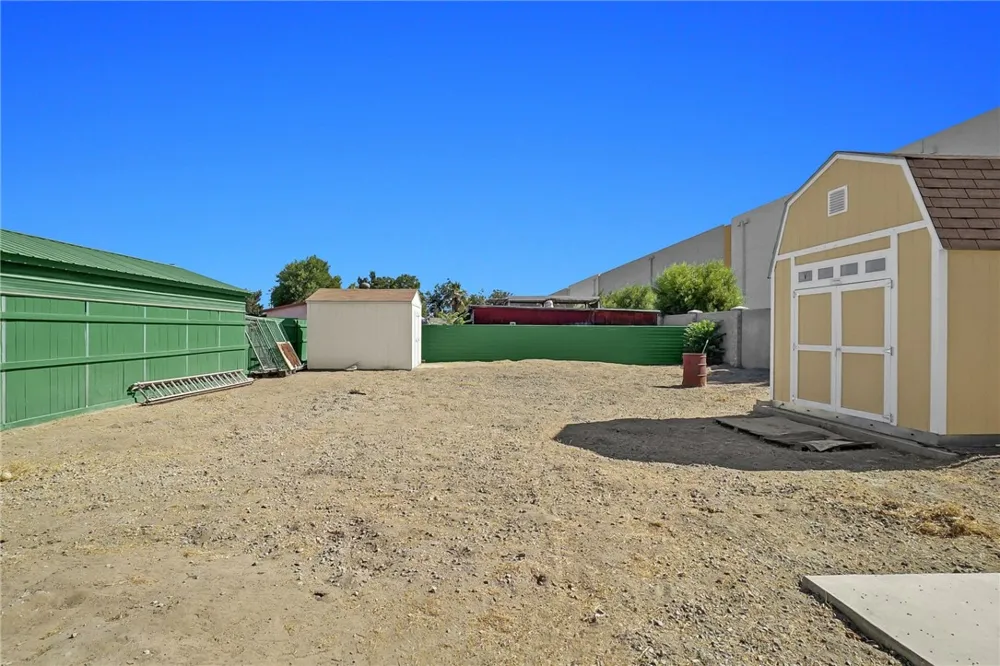 7746 Mckinley Avenue San Bernardino, CA 92410