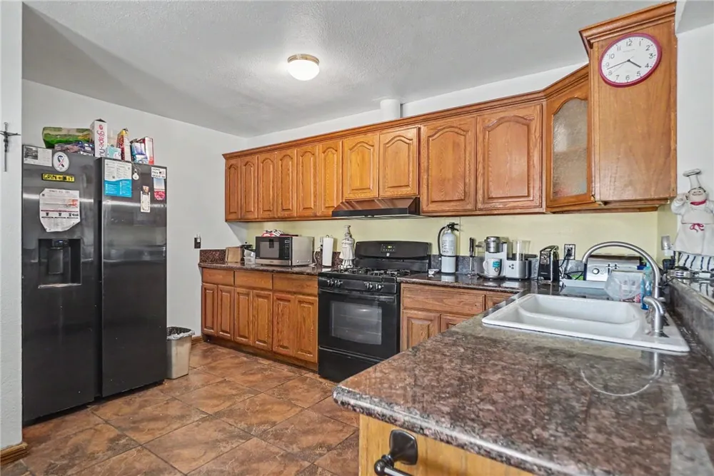 7746 Mckinley Avenue San Bernardino, CA 92410