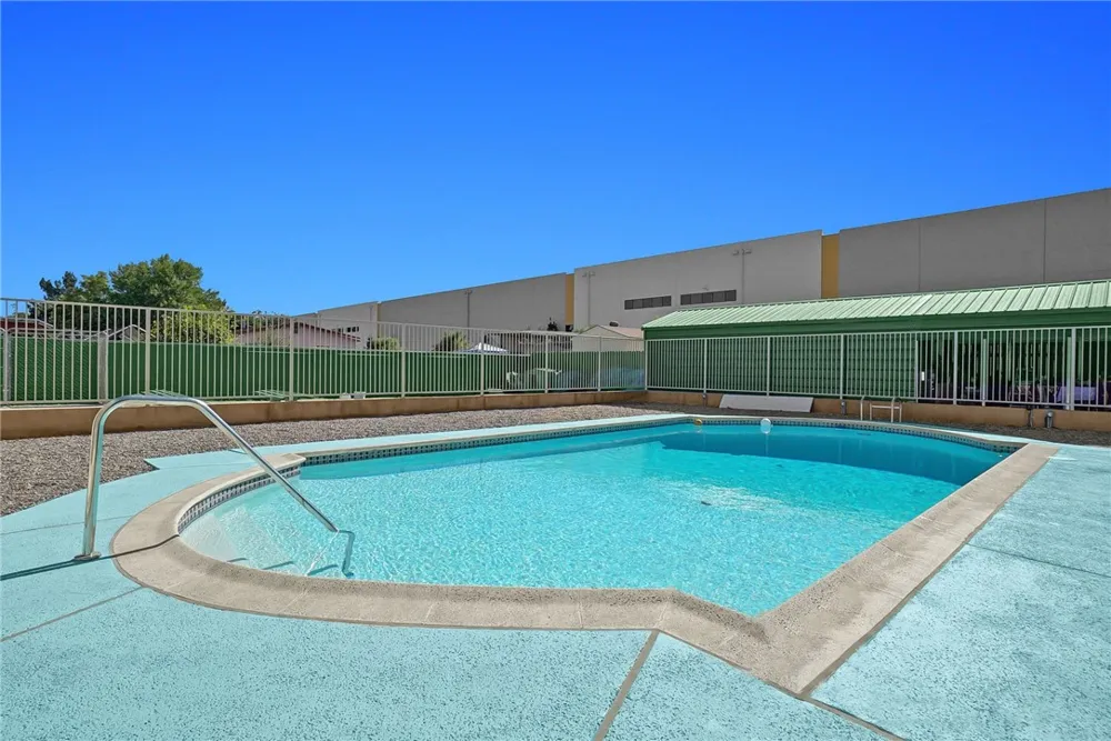 7746 Mckinley Avenue San Bernardino, CA 92410