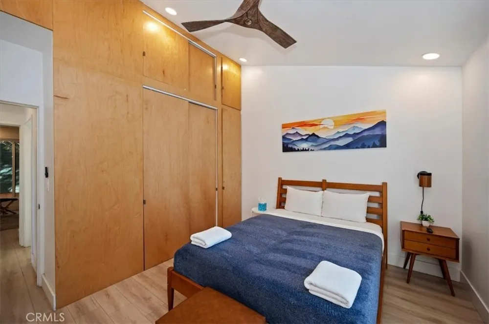 693 Villa Grove Big Bear Lake, CA 92314