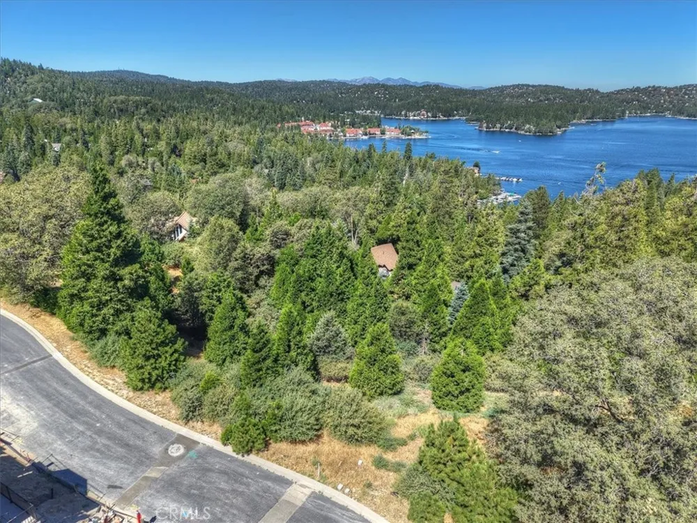 149 Mill Pond Road Lake Arrowhead, CA 92352