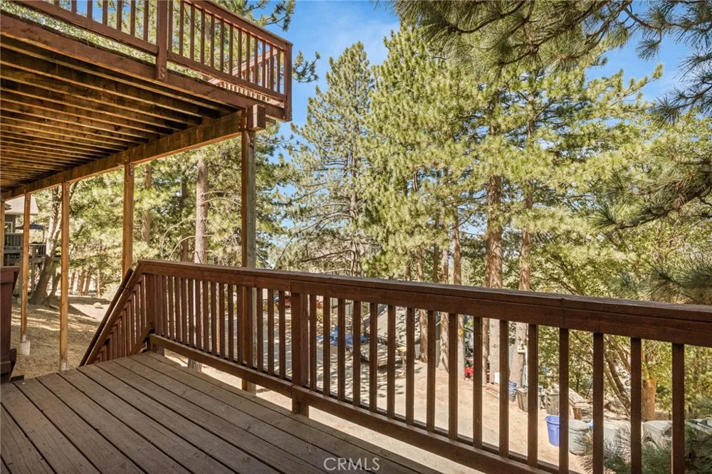 30080 Pixie Running Springs, CA 92382
