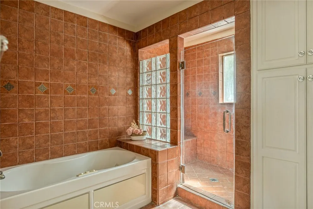 30080 Pixie Running Springs, CA 92382