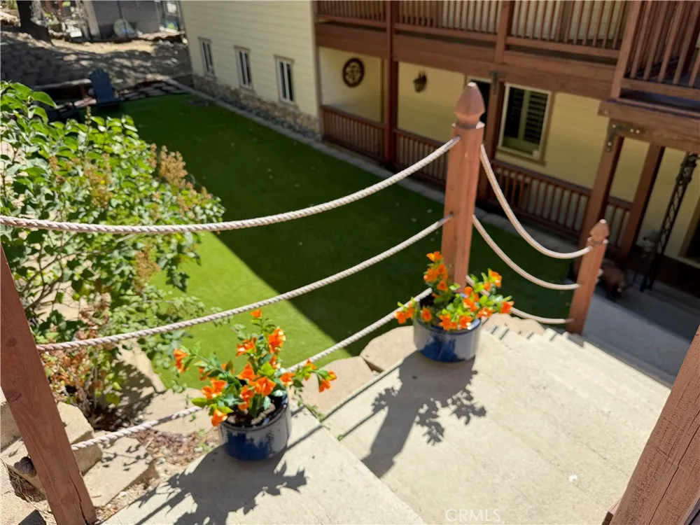 30080 Pixie Running Springs, CA 92382