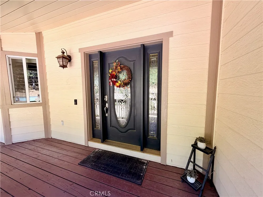30080 Pixie Running Springs, CA 92382