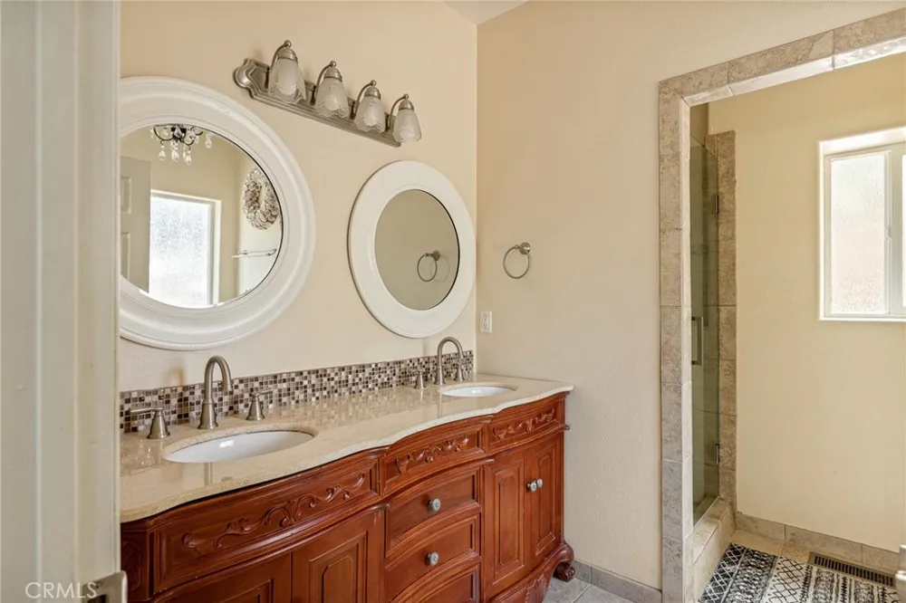 30080 Pixie Running Springs, CA 92382