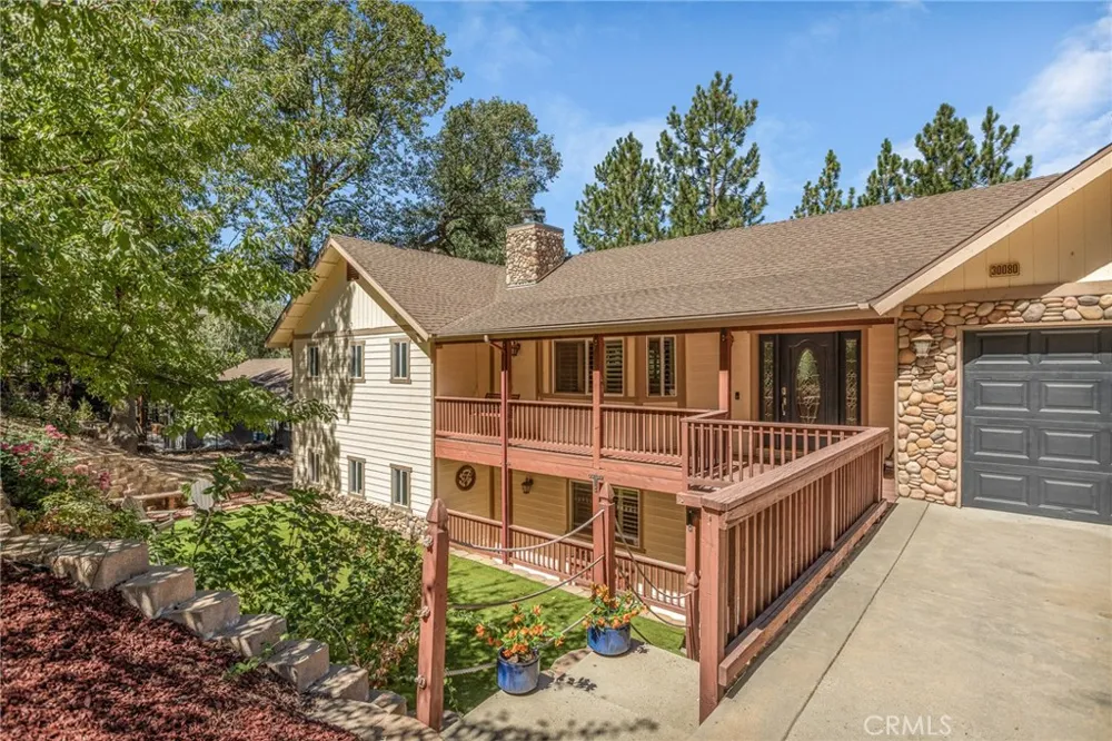 30080 Pixie Running Springs, CA 92382