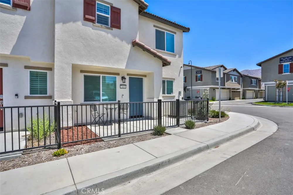 7419 Olive Grove Street Riverside, CA 92507