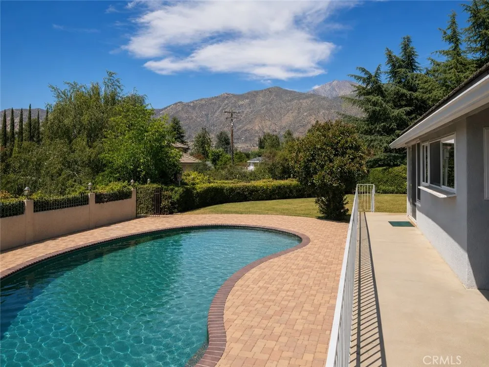 36268 Highland Ave Yucaipa, CA 92399