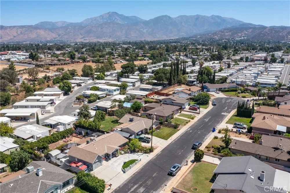 34336 Pecan Ave Yucaipa, CA 92399