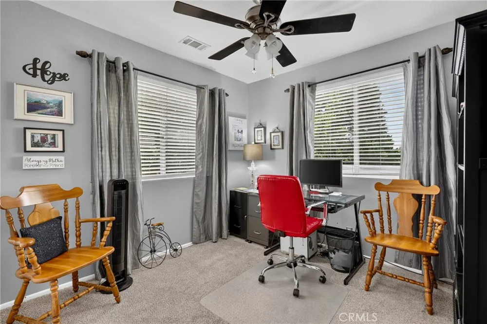 1127 Yukon Lake Arrowhead, CA 92352