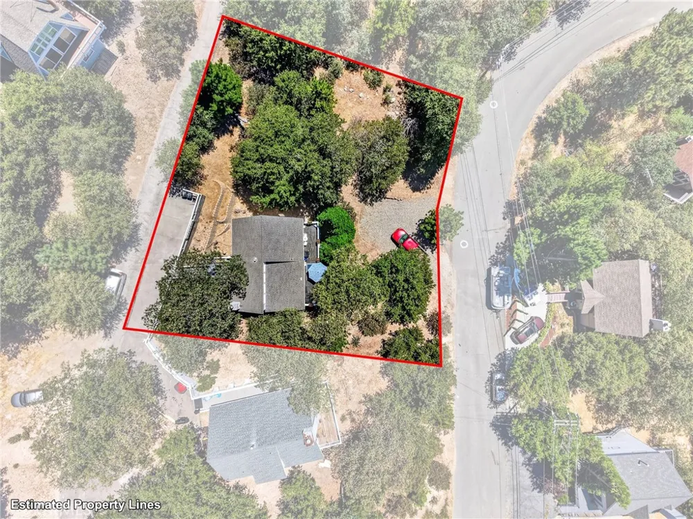 1127 Yukon Lake Arrowhead, CA 92352