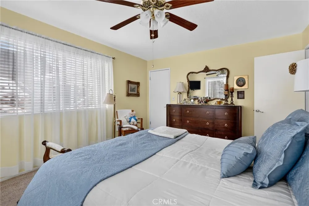 1127 Yukon Lake Arrowhead, CA 92352