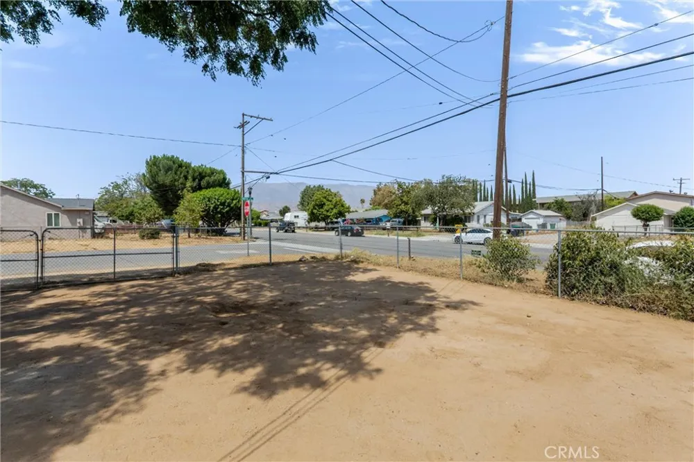 889 Pennsylvania Beaumont, CA 92223