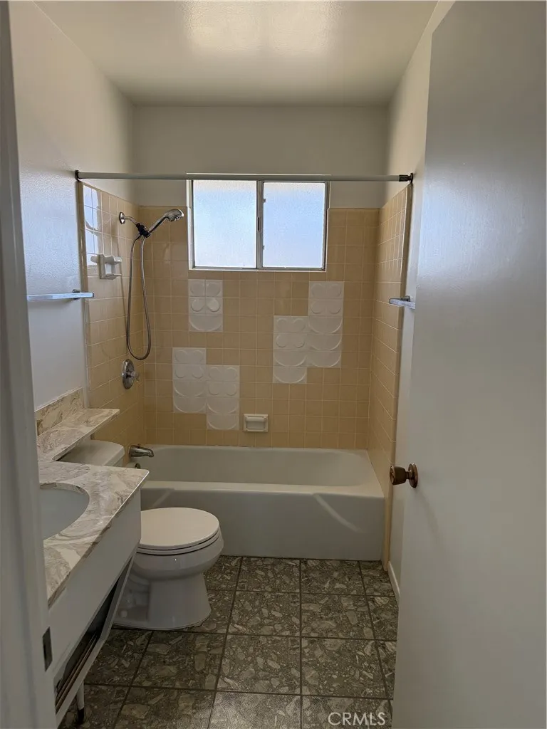 28906 W Worcester Menifee, CA 92586