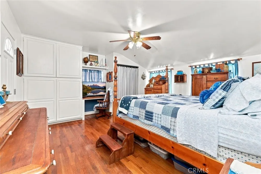 21264 E Terry Covina, CA 91724
