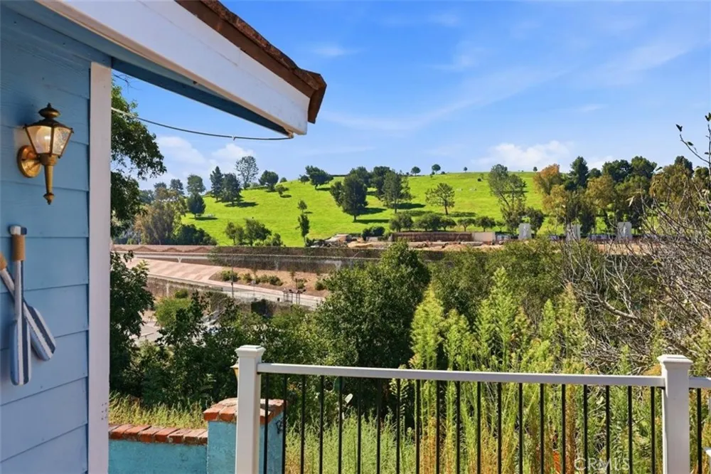 21264 E Terry Covina, CA 91724