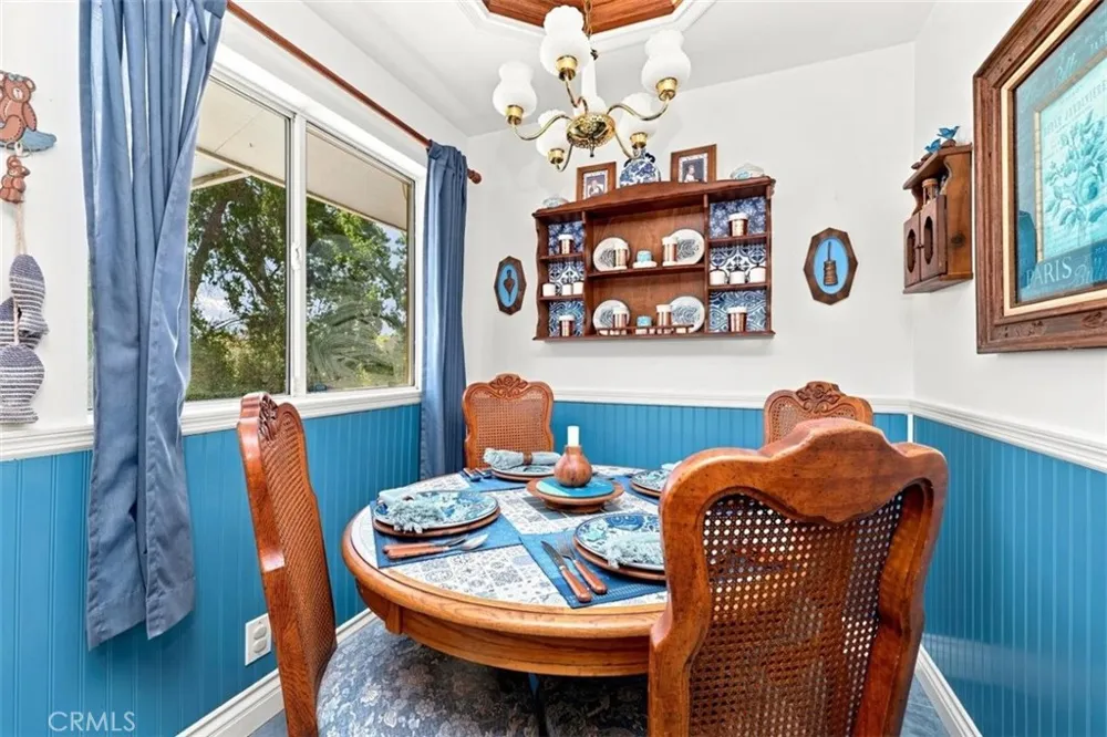 21264 E Terry Covina, CA 91724