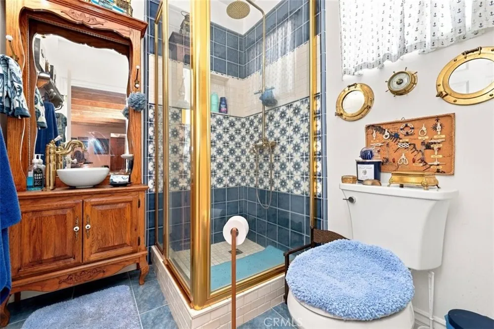 21264 E Terry Covina, CA 91724