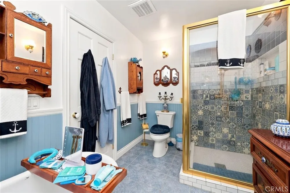 21264 E Terry Covina, CA 91724