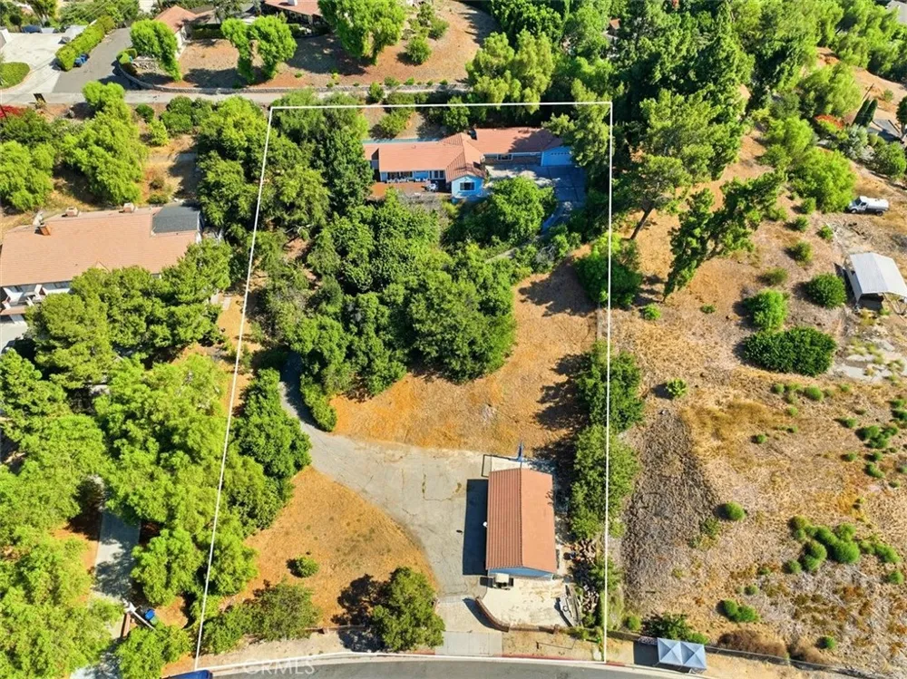 21264 E Terry Covina, CA 91724