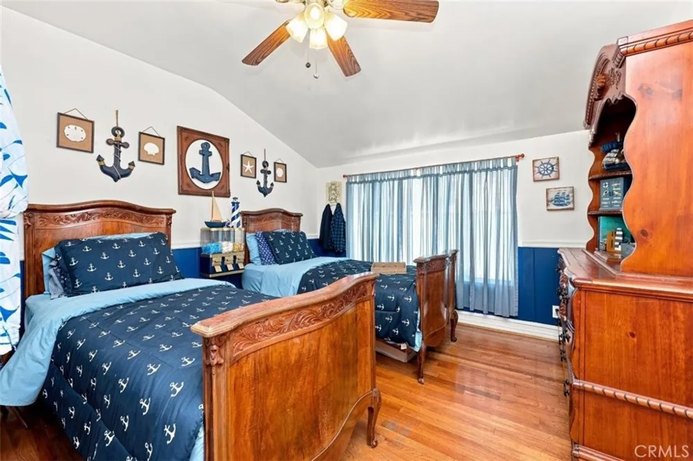 21264 E Terry Covina, CA 91724