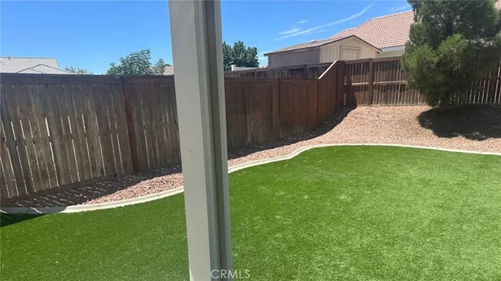 14760 Sandstone Adelanto, CA 92301