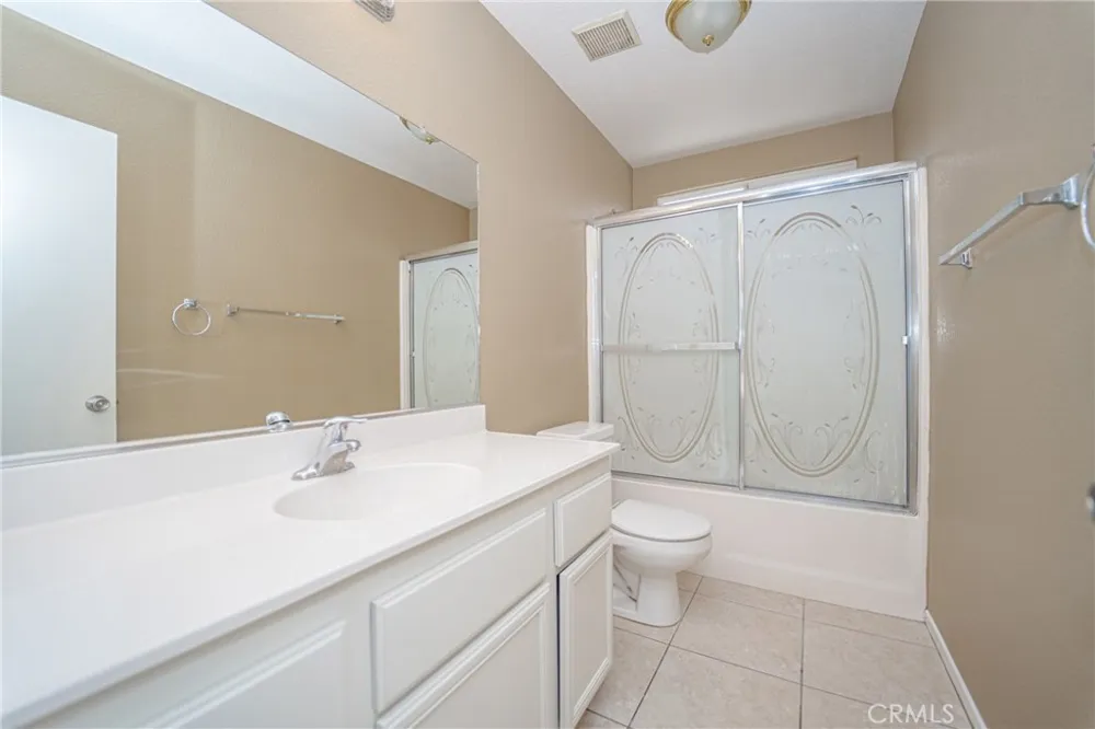 14760 Sandstone Adelanto, CA 92301