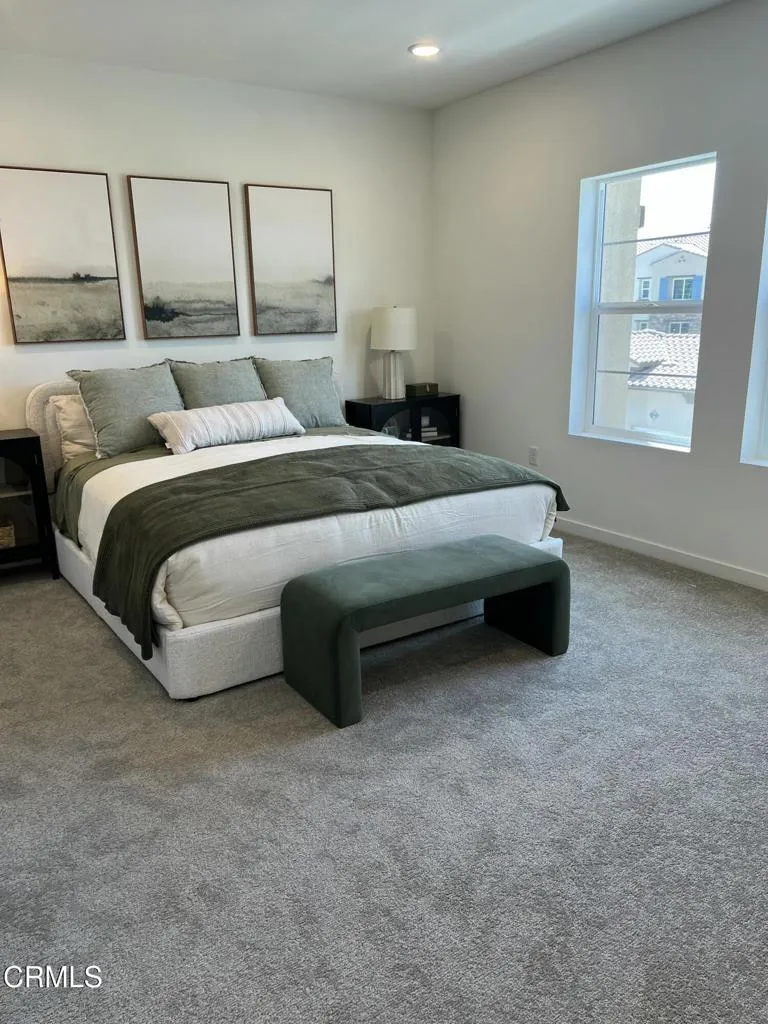 533 Via Vallarta Camarillo, CA 93012