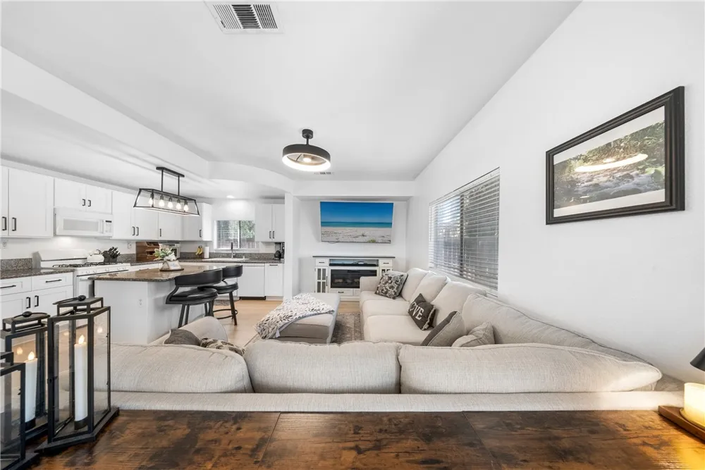 26275 Monticello Way Murrieta, CA 92563