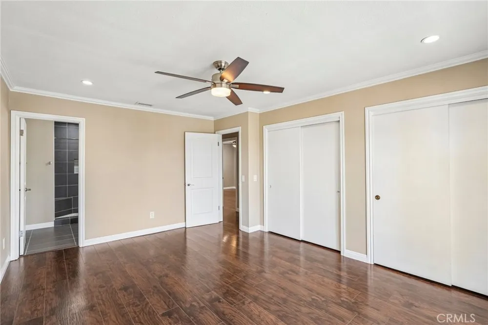 14342 Laurel Riverside, CA 92503