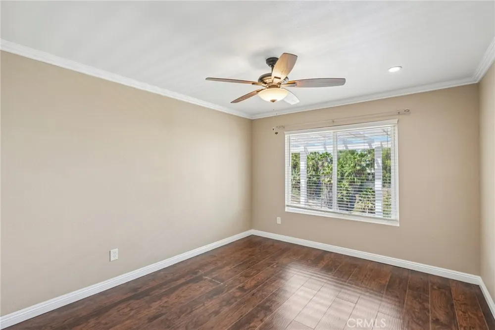 14342 Laurel Riverside, CA 92503
