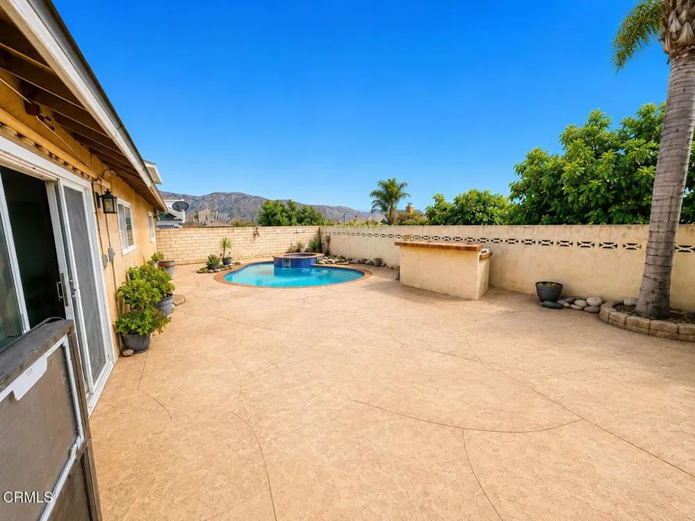 326 Steckel Drive Santa Paula, CA 93060