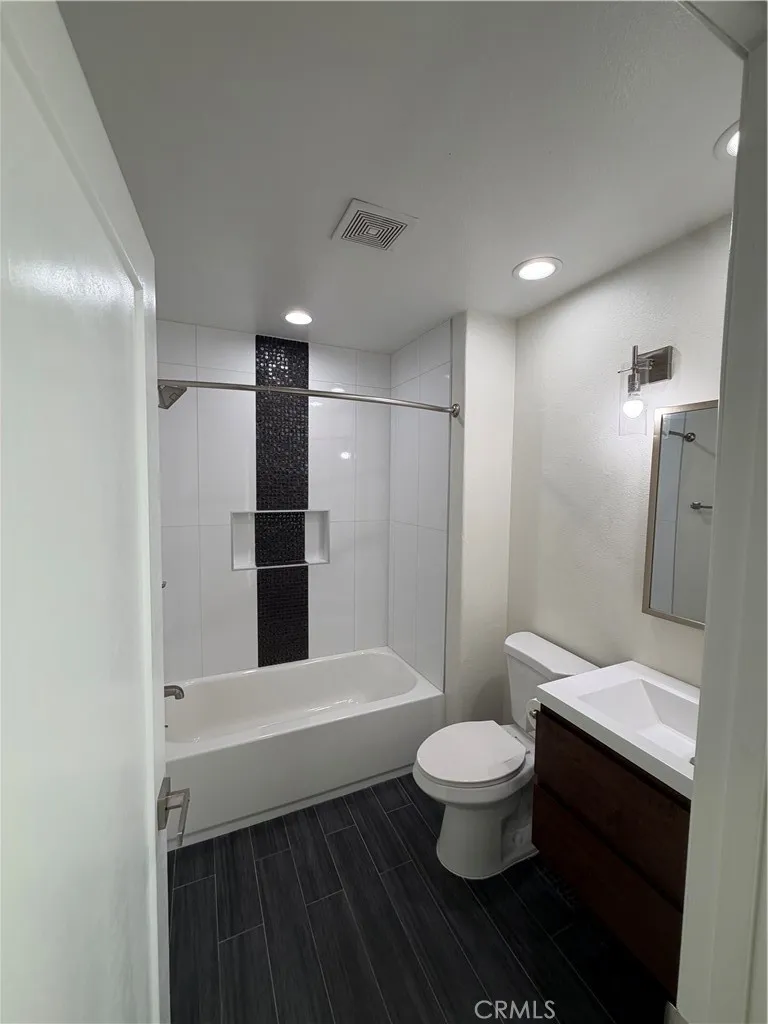 17258 Rosy Sky Riverside, CA 92503