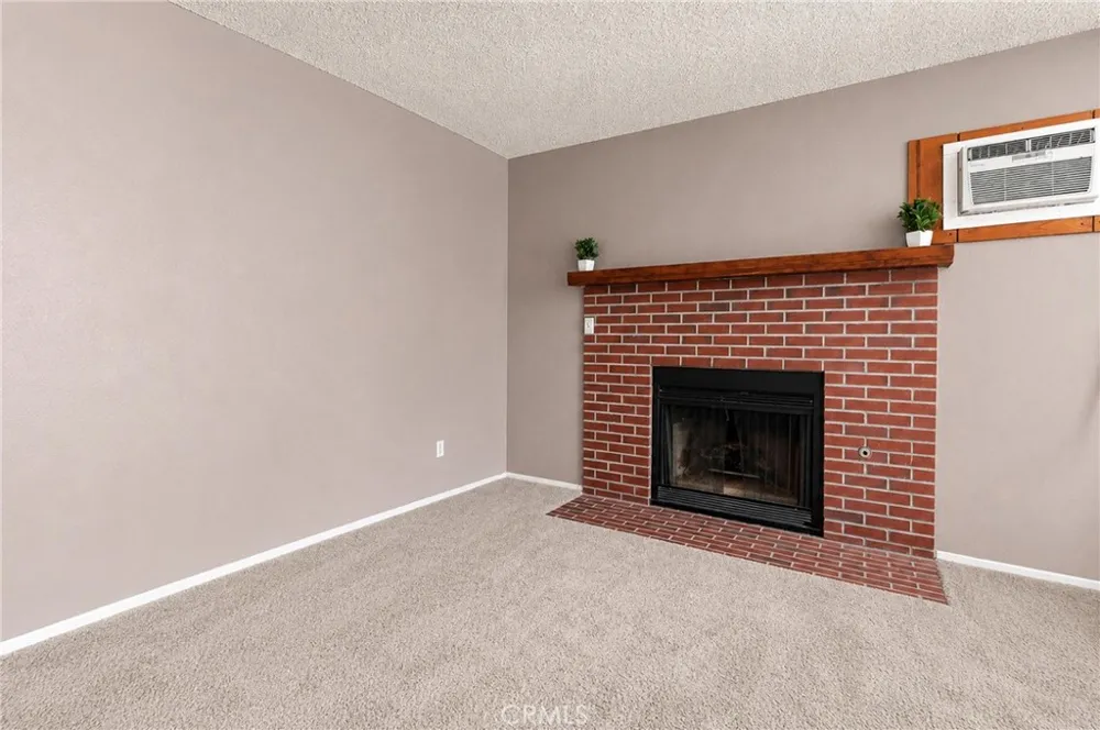 44394 Meadow Grove Hemet, CA 92544