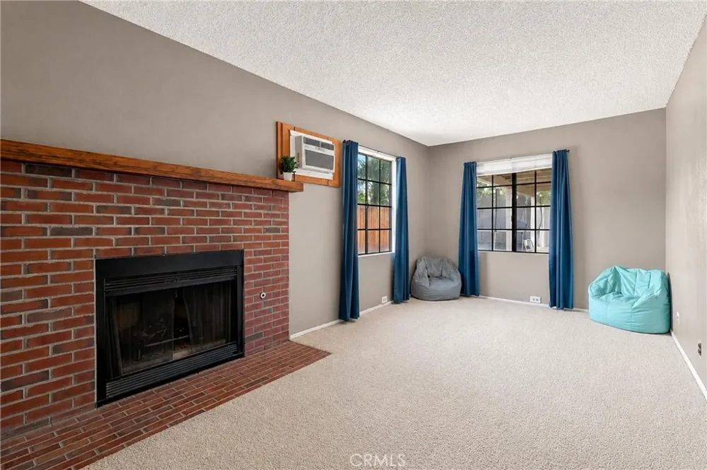 44394 Meadow Grove Hemet, CA 92544