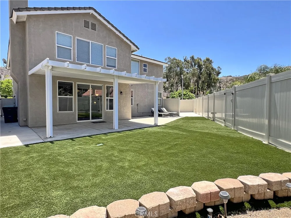 16187 Cousins Riverside, CA 92503