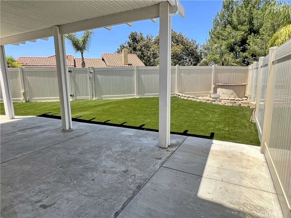 16187 Cousins Riverside, CA 92503