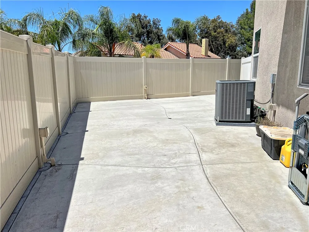 16187 Cousins Riverside, CA 92503