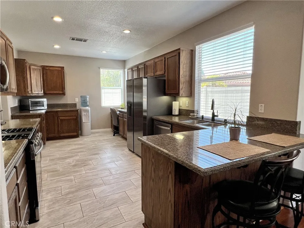 16187 Cousins Riverside, CA 92503