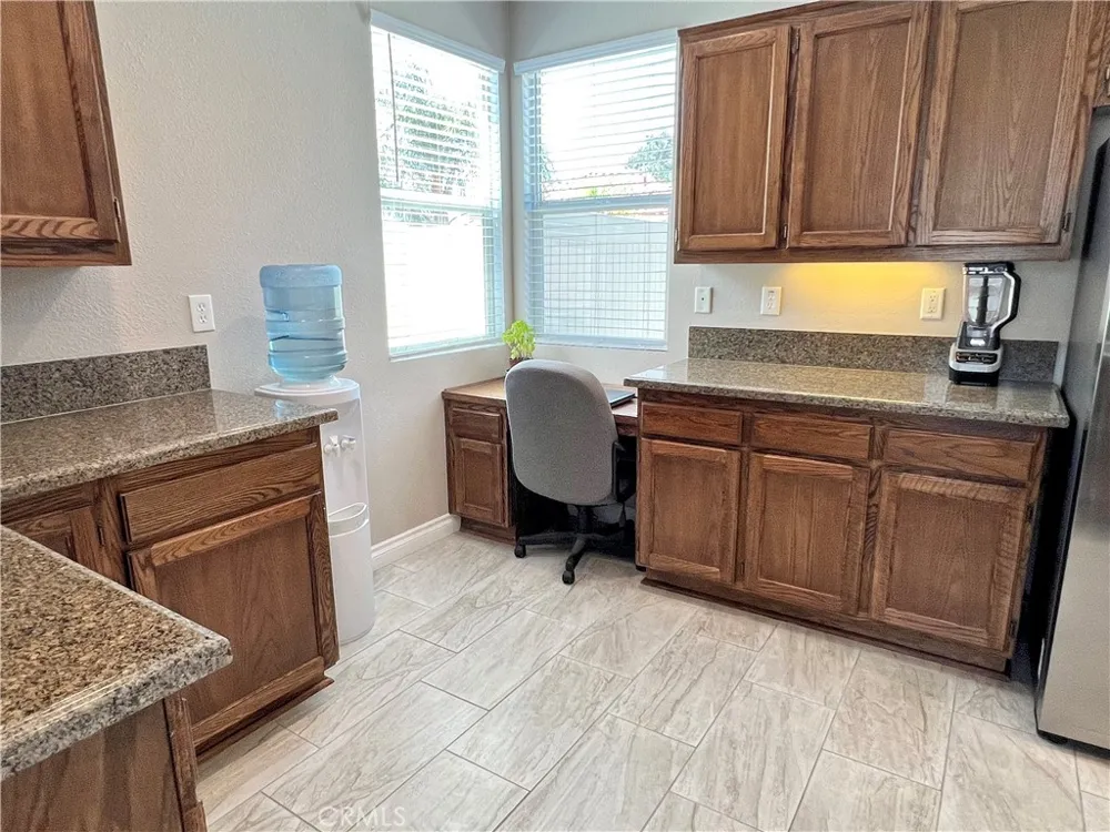 16187 Cousins Riverside, CA 92503