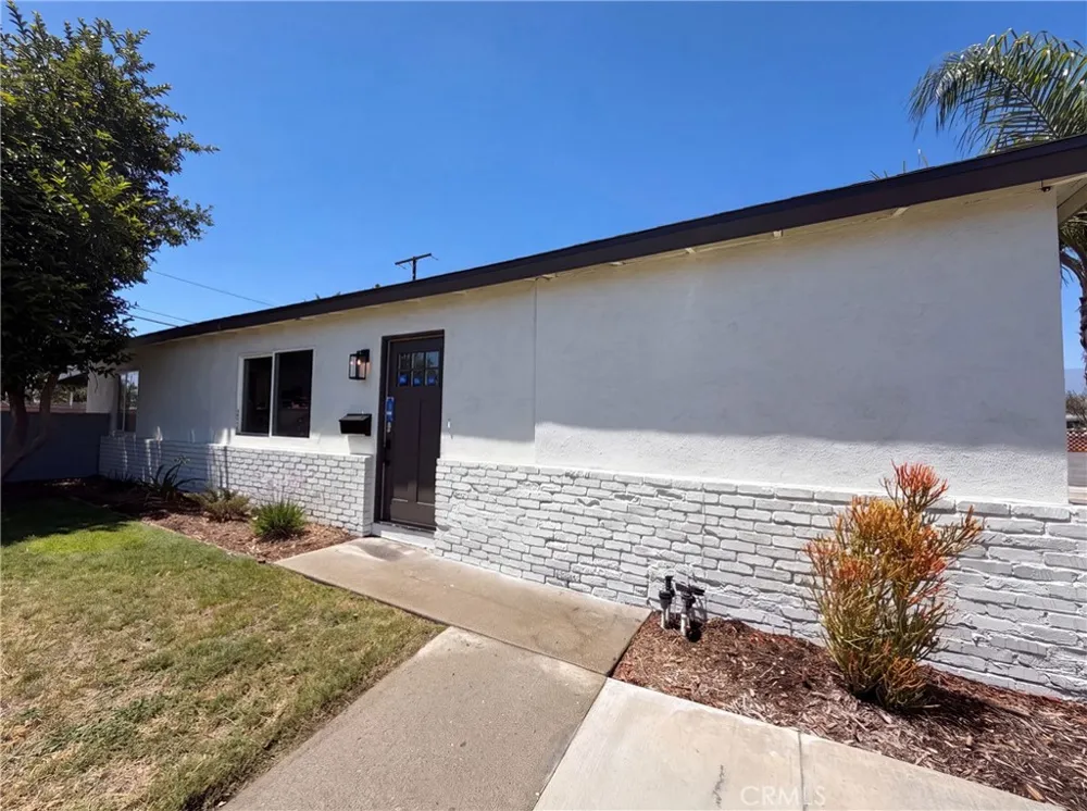 1193 E G Ontario, CA 91764