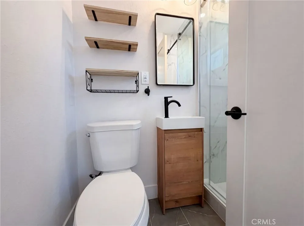 1193 E G Ontario, CA 91764
