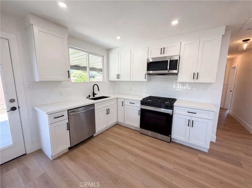 1193 E G Ontario, CA 91764