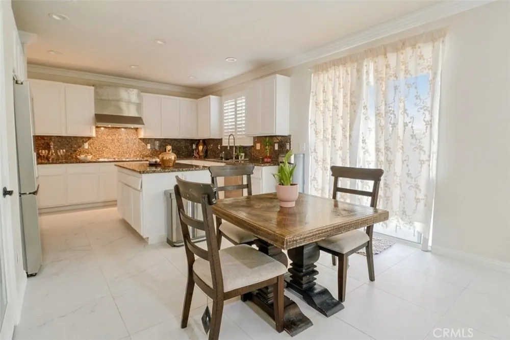 7177 Riverboat Drive Eastvale, CA 91752