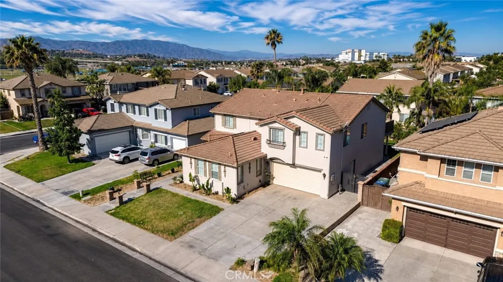 7177 Riverboat Drive Eastvale, CA 91752