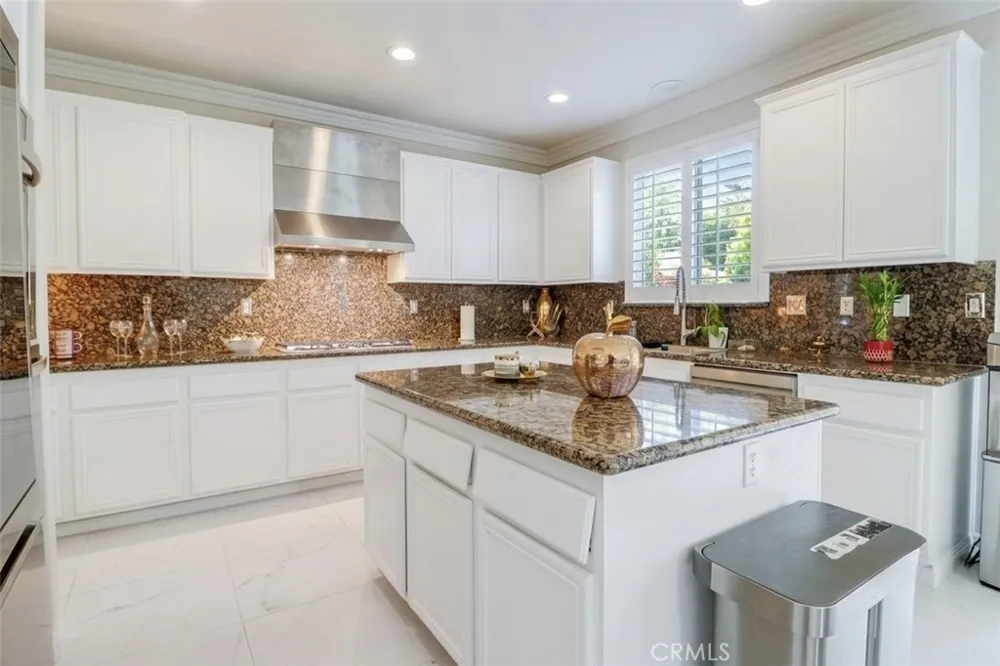 7177 Riverboat Drive Eastvale, CA 91752