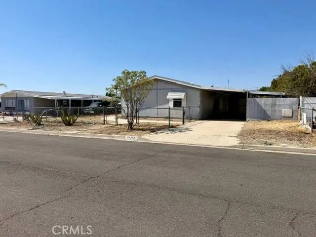 44744 Cornish Hemet, CA 92544