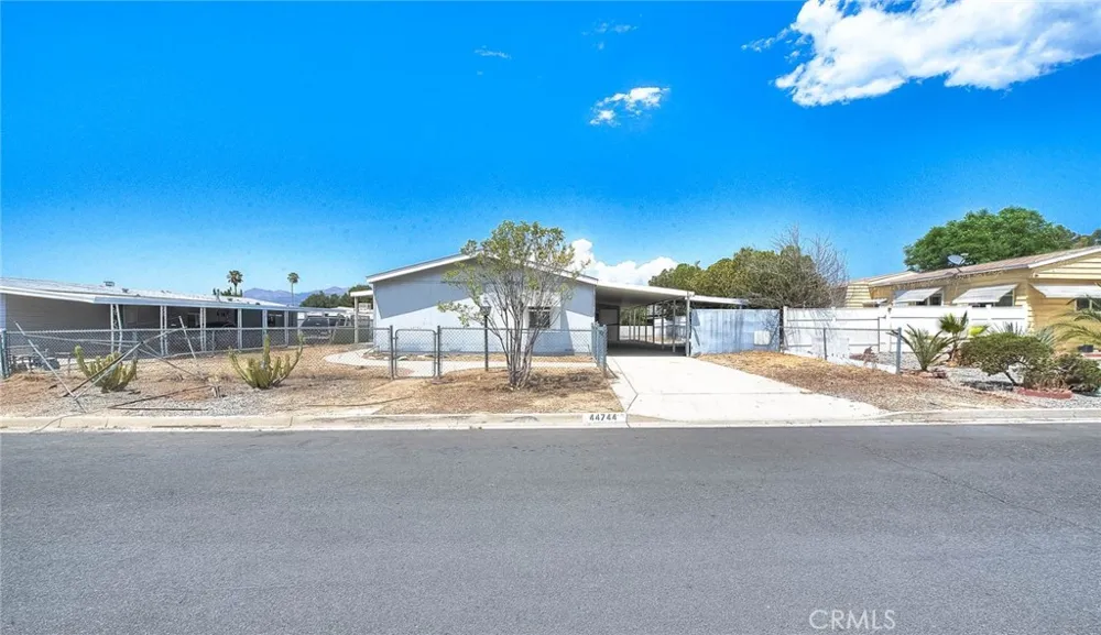 44744 Cornish Hemet, CA 92544