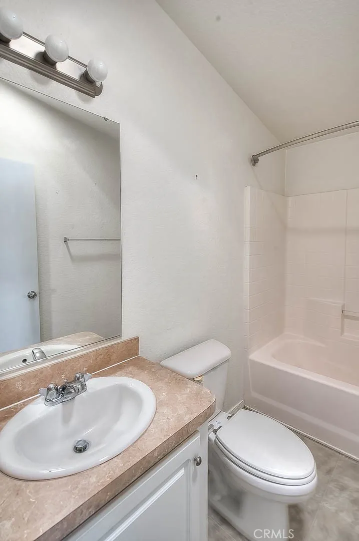 44744 Cornish Hemet, CA 92544
